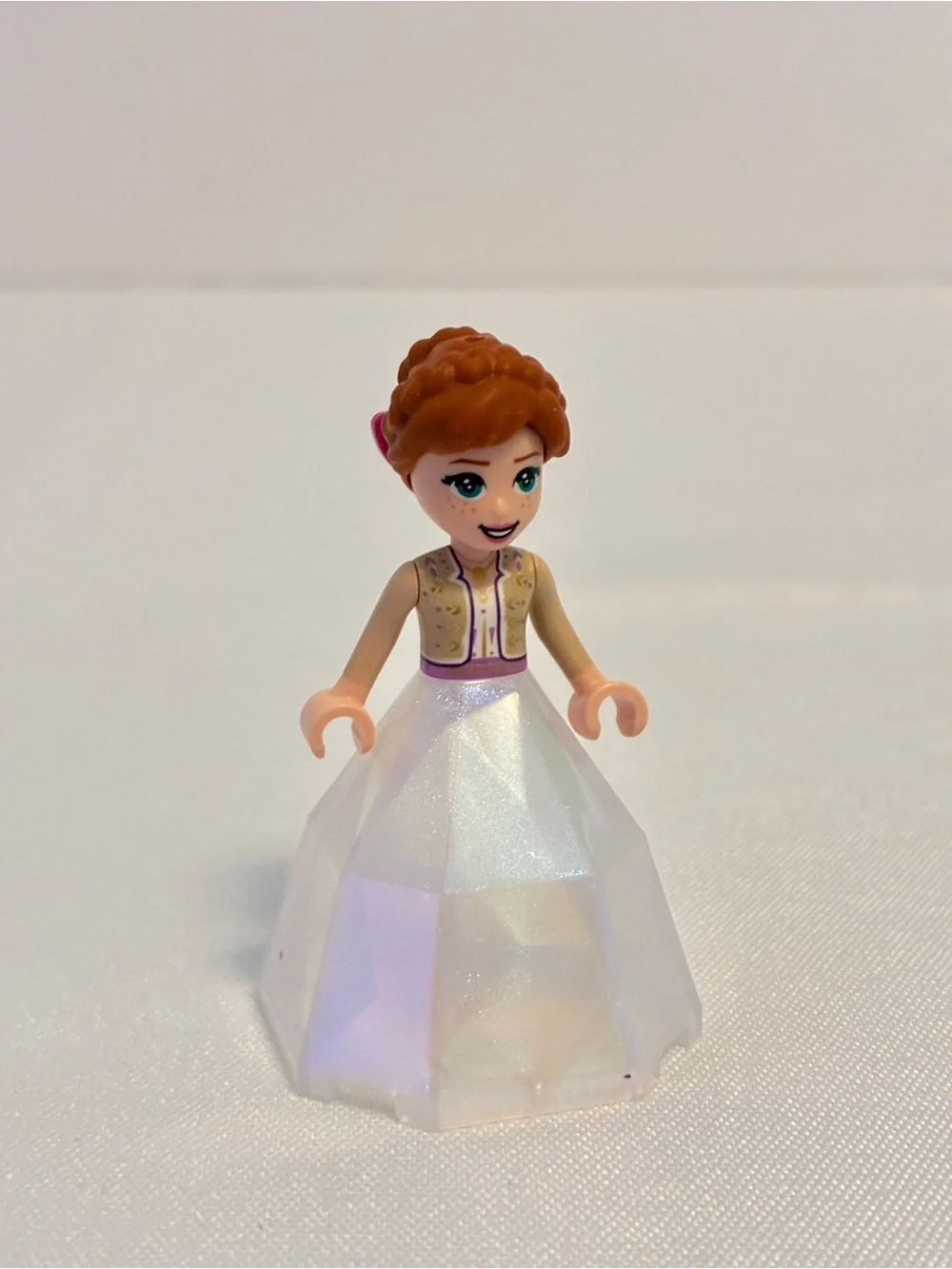 Lego Disney Frozen Anna’s Castle Courtyard #43198 Retired
